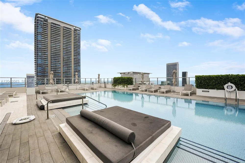 1010 Brickell Ave #3007 Miami, FL 33131