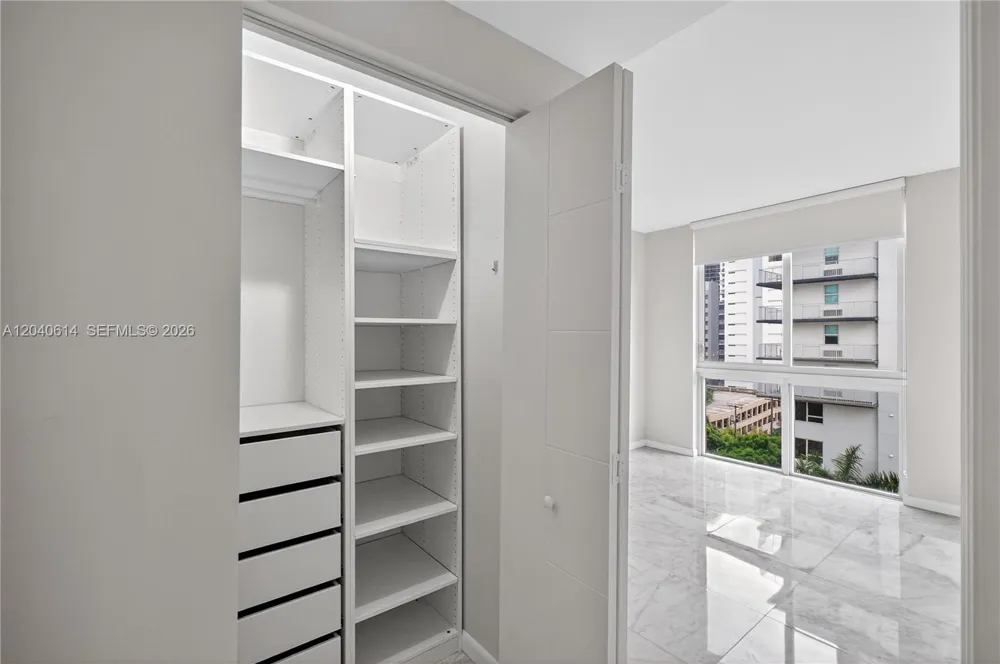 1010 SW 2nd Ave #603 Miami, FL 33130