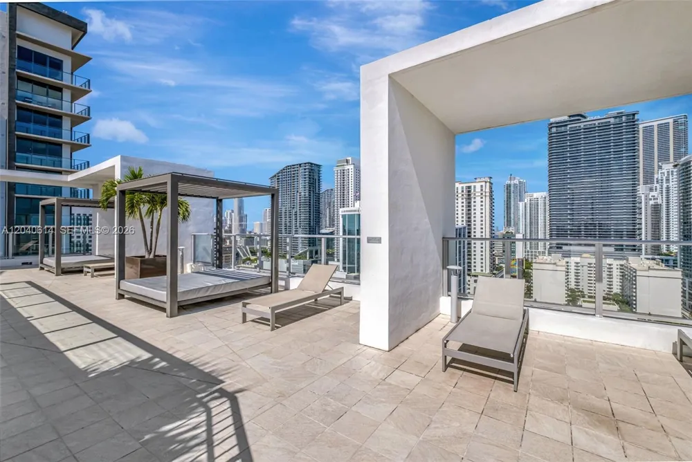 1010 SW 2nd Ave #603 Miami, FL 33130