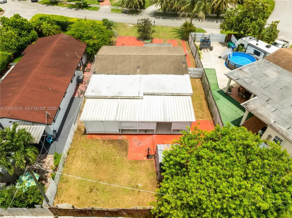 11941 SW 4th St Miami, FL 33184