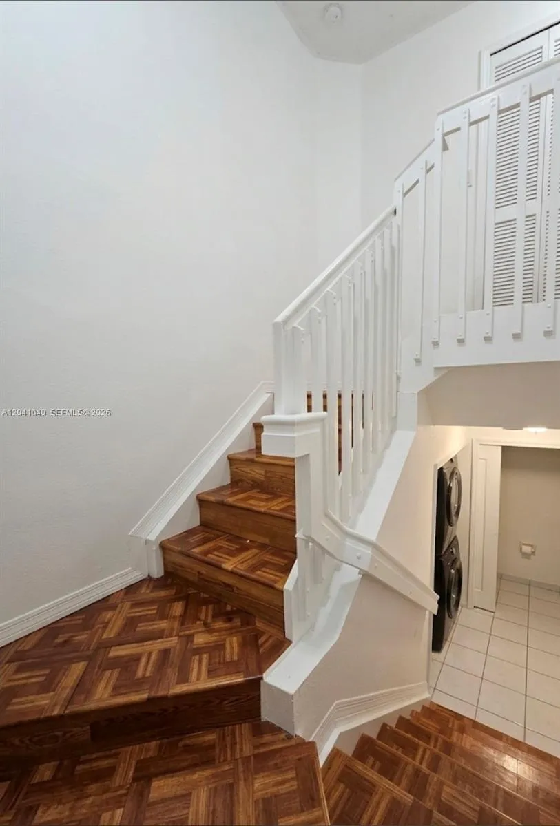 8936 W Flagler St #204 Miami, FL 33174