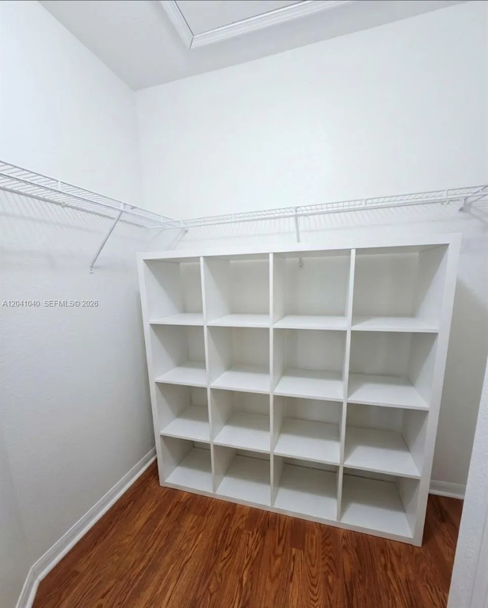 8936 W Flagler St #204 Miami, FL 33174