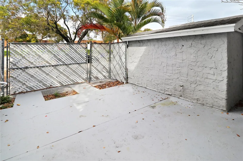 6336 Boulevard Of Champions #5 North Lauderdale, FL 33068