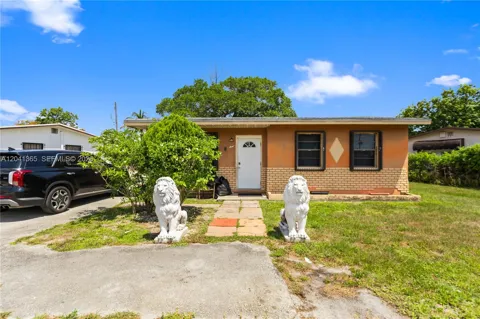 555 Harem Ave