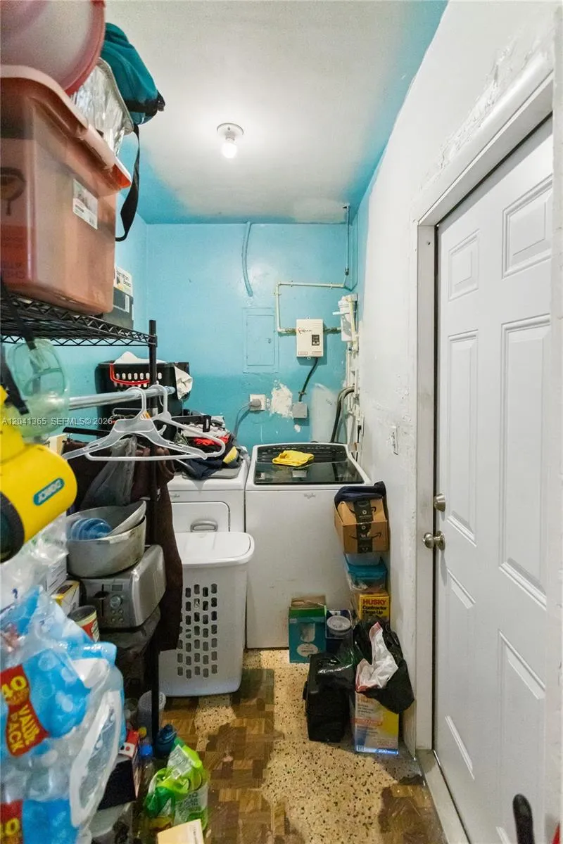 555 Harem Ave Opa-Locka, FL 33054