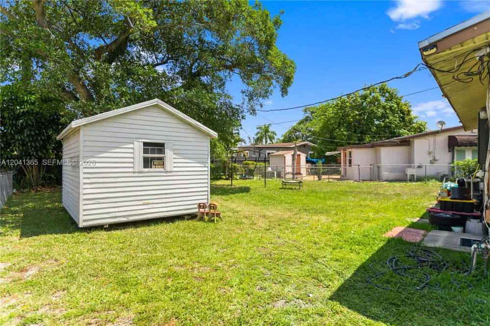 555 Harem Ave Opa-Locka, FL 33054