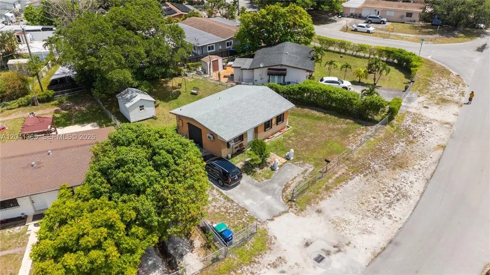 555 Harem Ave Opa-Locka, FL 33054