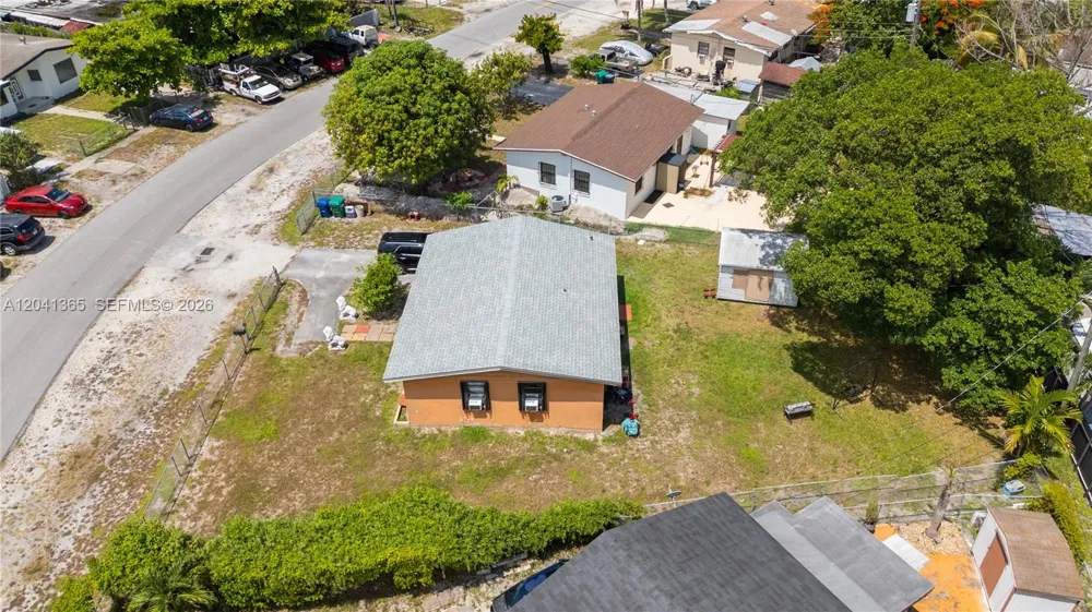 555 Harem Ave Opa-Locka, FL 33054