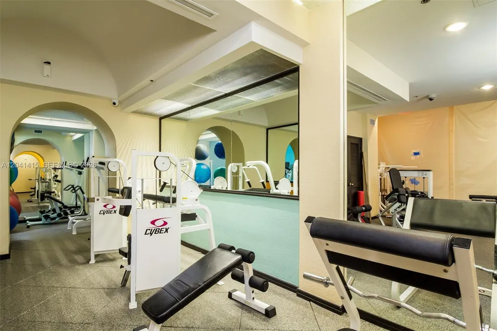 1581 Brickell Ave #903 Miami, FL 33129