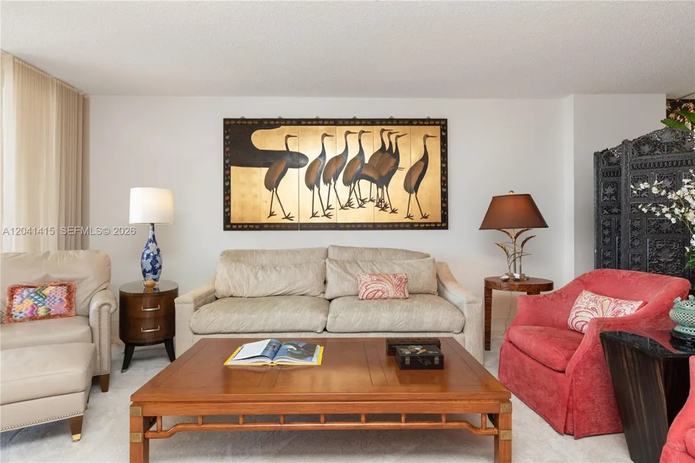 1581 Brickell Ave #903 Miami, FL 33129
