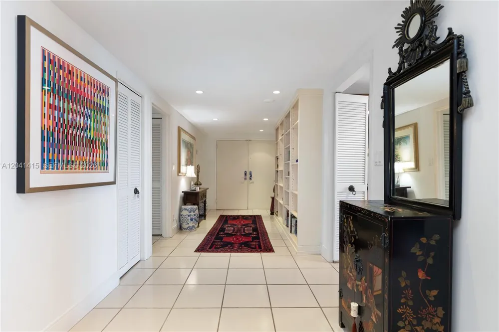 1581 Brickell Ave #903 Miami, FL 33129