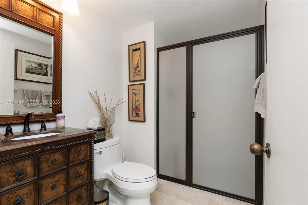 1581 Brickell Ave #903 Miami, FL 33129