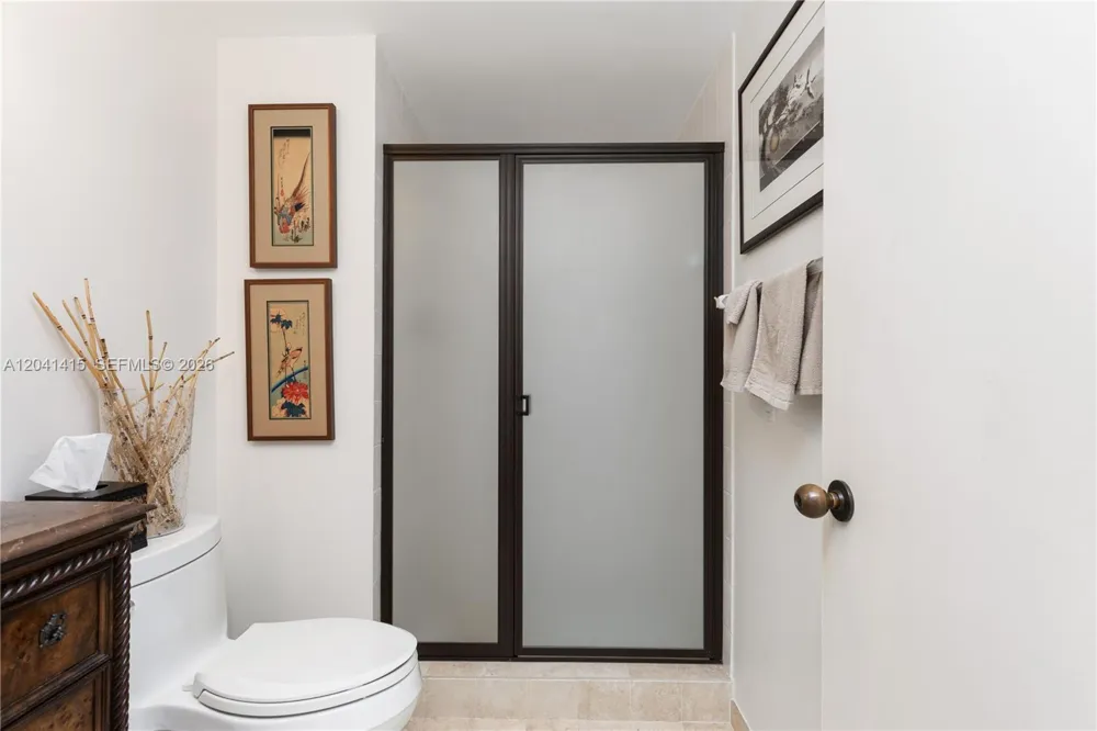 1581 Brickell Ave #903 Miami, FL 33129