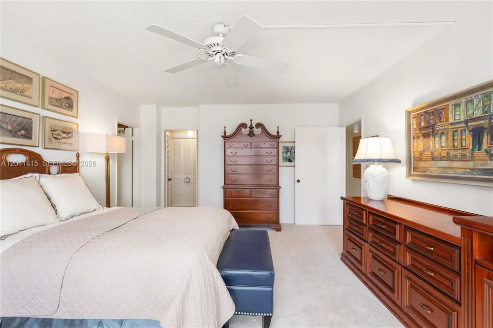 1581 Brickell Ave #903 Miami, FL 33129