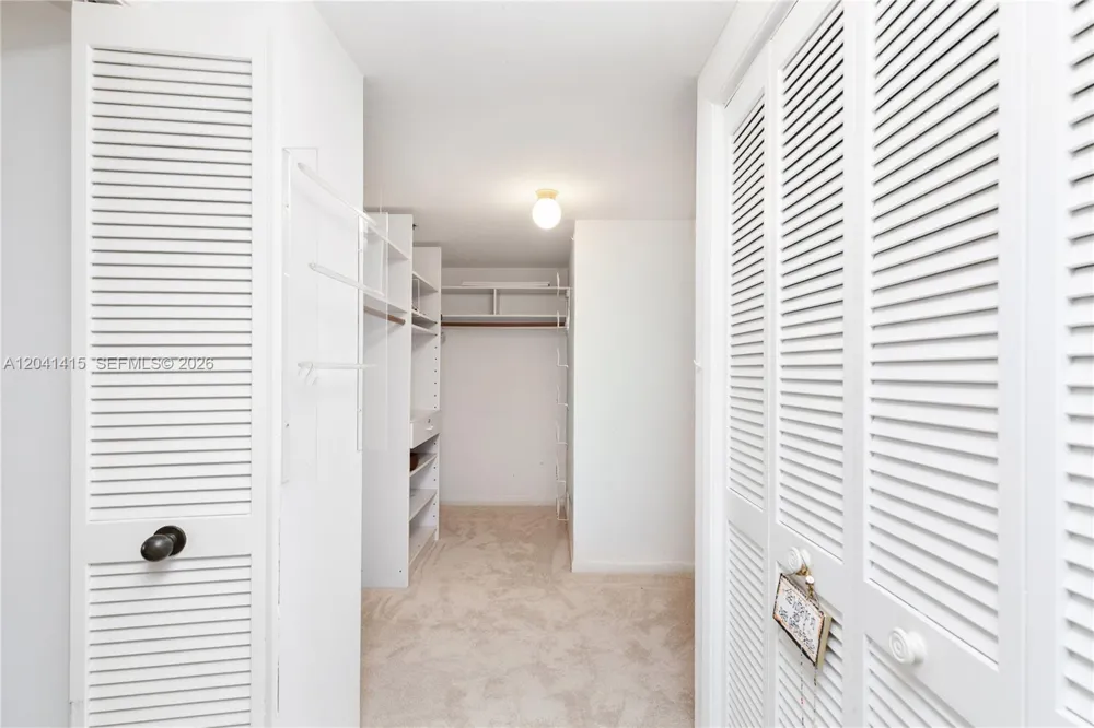 1581 Brickell Ave #903 Miami, FL 33129
