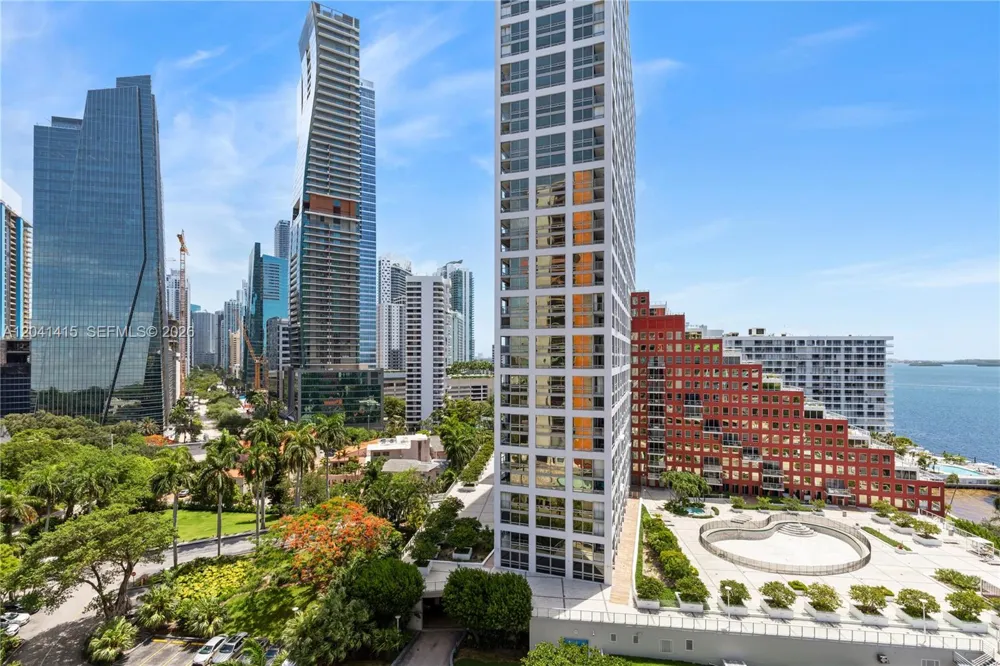 1581 Brickell Ave #903 Miami, FL 33129