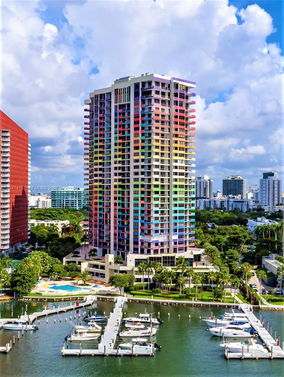 1581 Brickell Ave #903 Miami, FL 33129