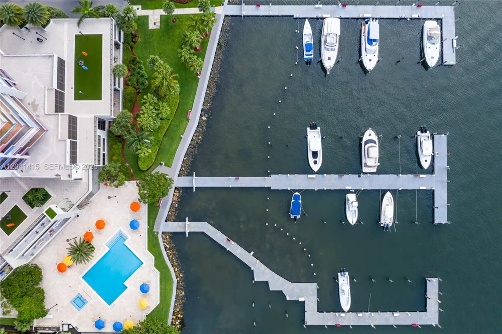 1581 Brickell Ave #903 Miami, FL 33129
