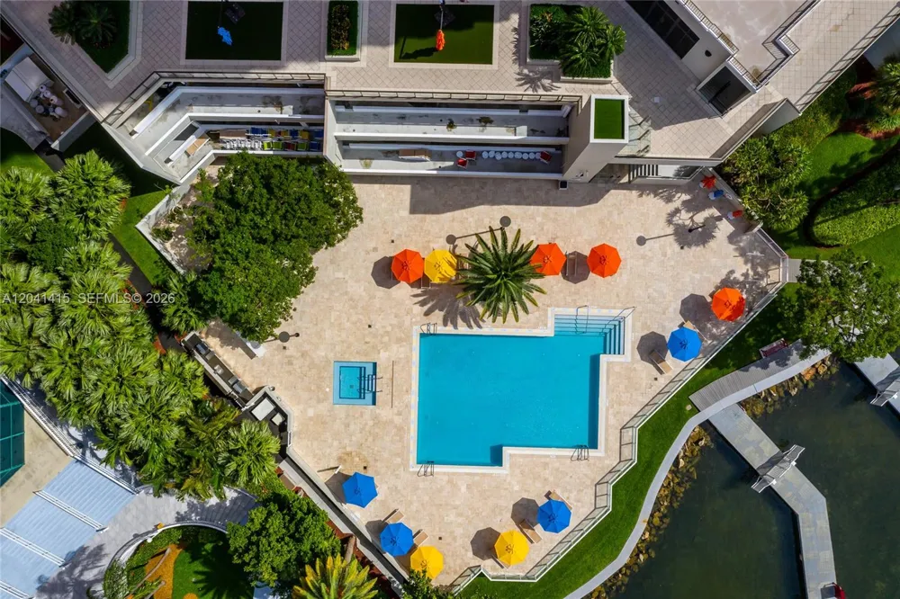 1581 Brickell Ave #903 Miami, FL 33129