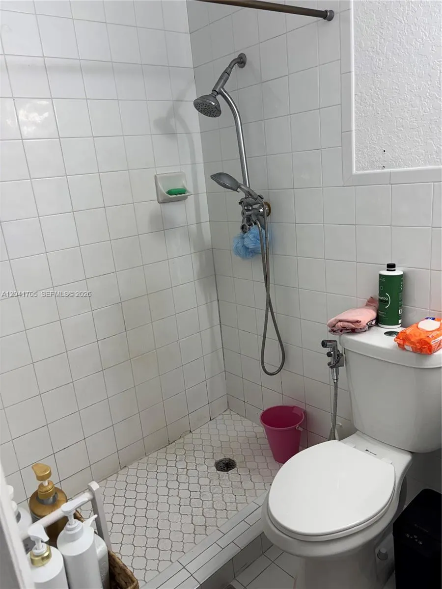21122 NW 39th Ave Miami Gardens, FL 33055