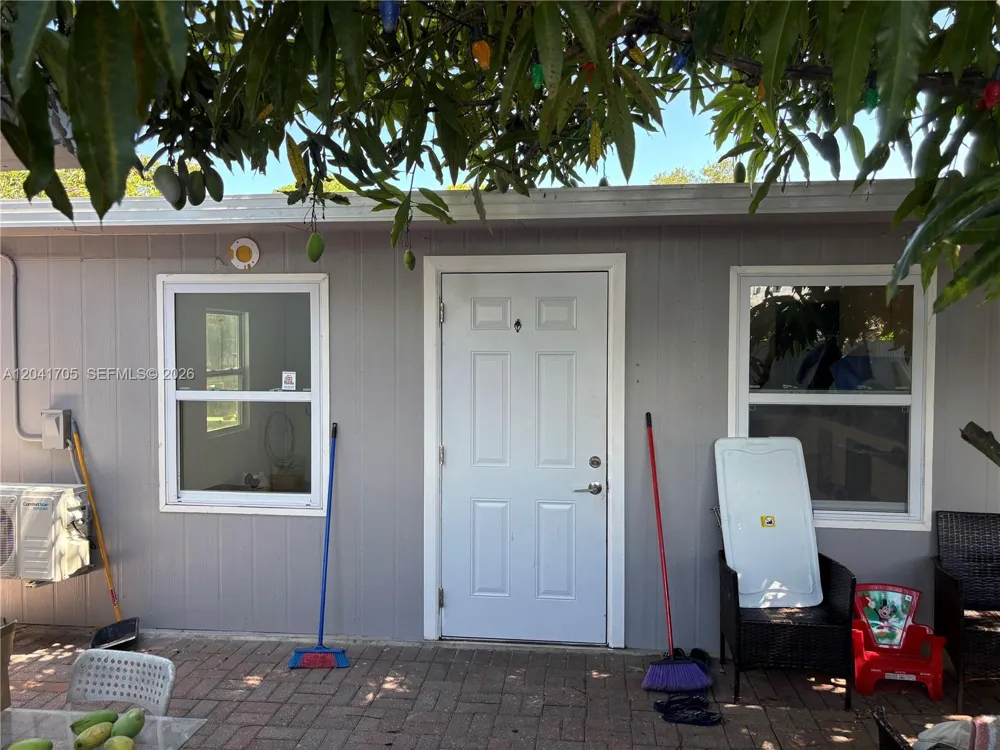 21122 NW 39th Ave Miami Gardens, FL 33055