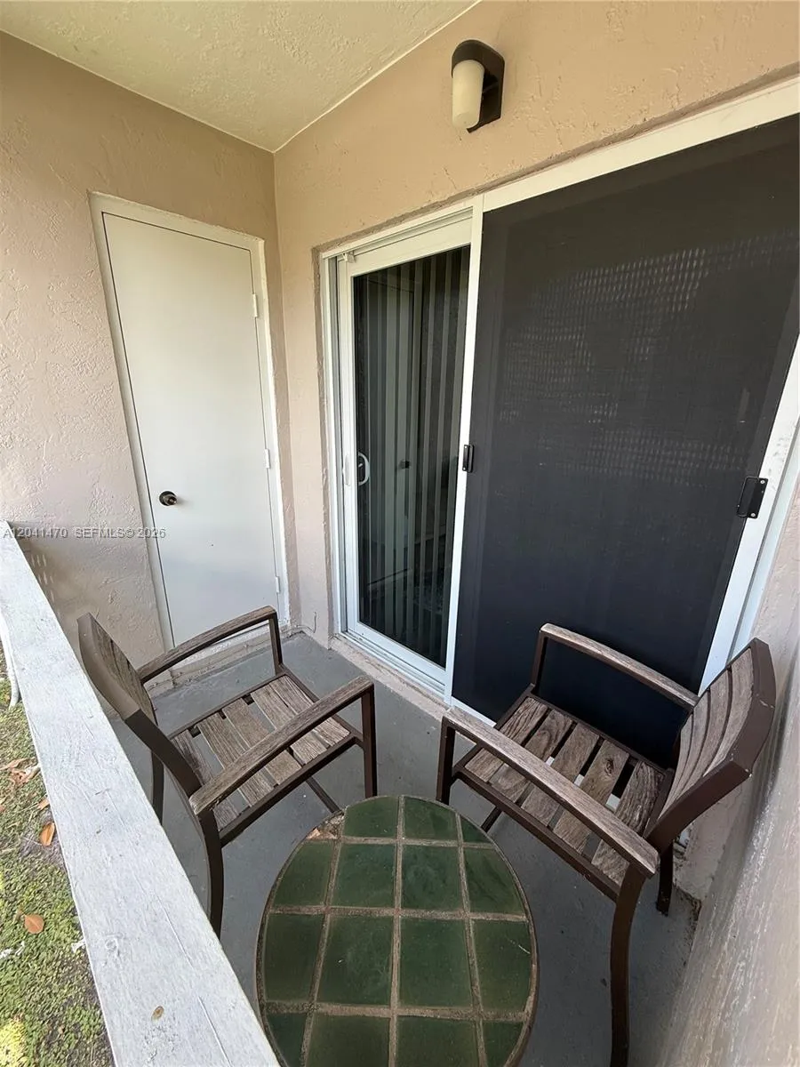 17515 NW 67th Ct #G-22 Hialeah, FL 33015