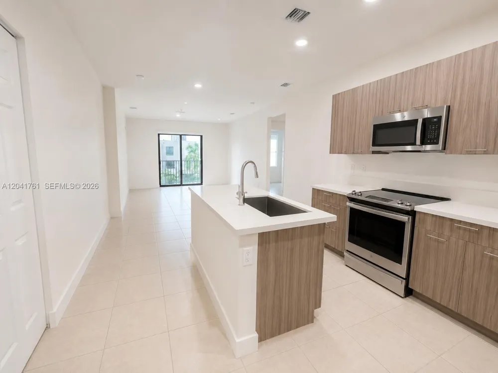 4636 NW 84th Ave #45 Doral, FL 33166