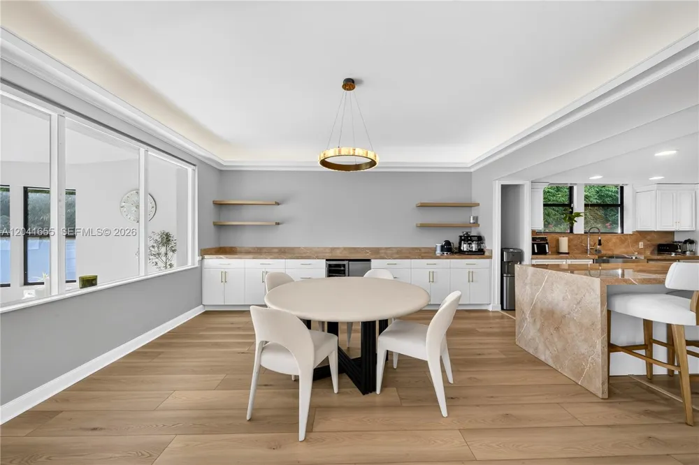 460 W Dilido Dr Miami Beach, FL 33139