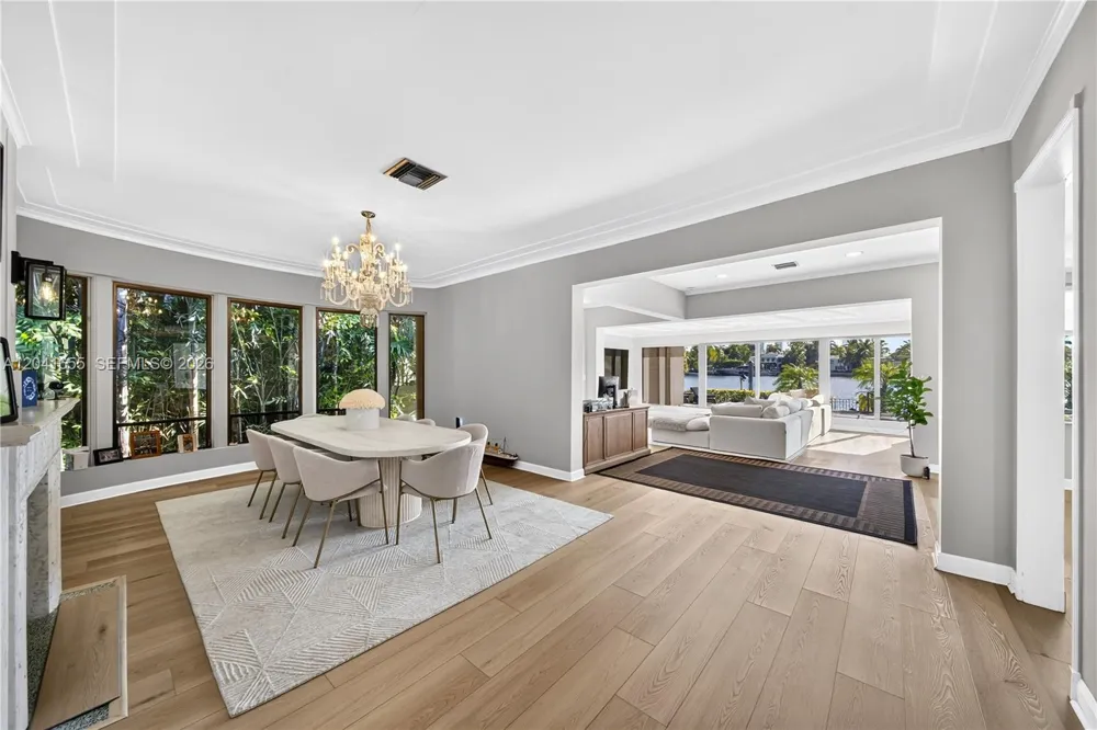460 W Dilido Dr Miami Beach, FL 33139