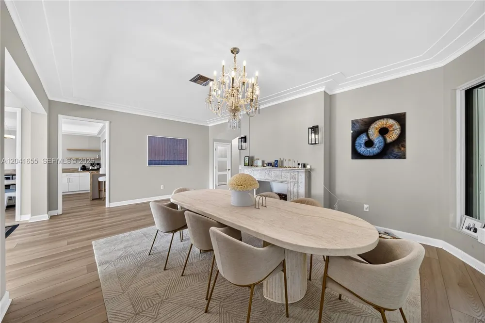 460 W Dilido Dr Miami Beach, FL 33139
