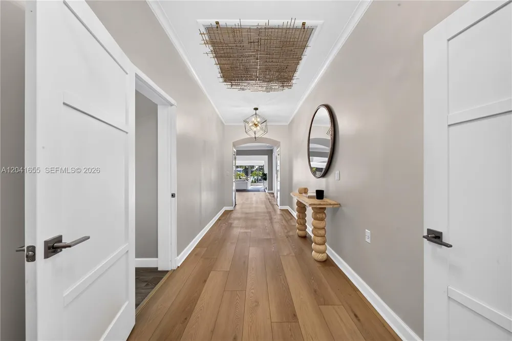 460 W Dilido Dr Miami Beach, FL 33139