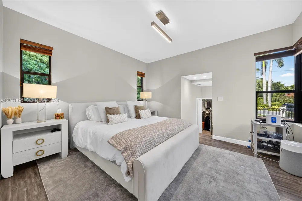 460 W Dilido Dr Miami Beach, FL 33139