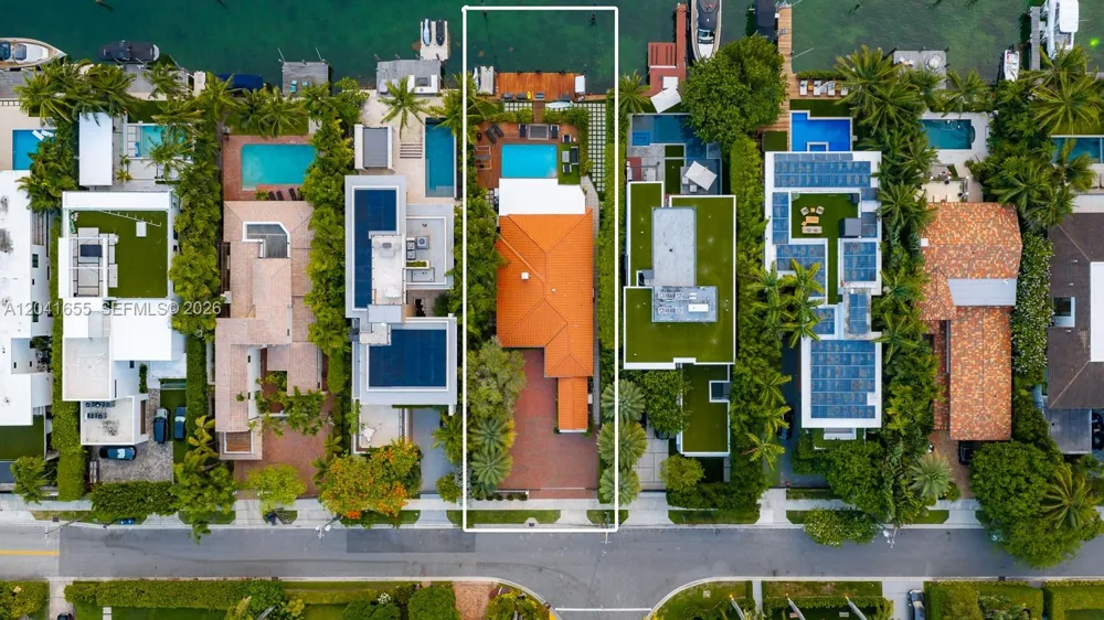 460 W Dilido Dr Miami Beach, FL 33139