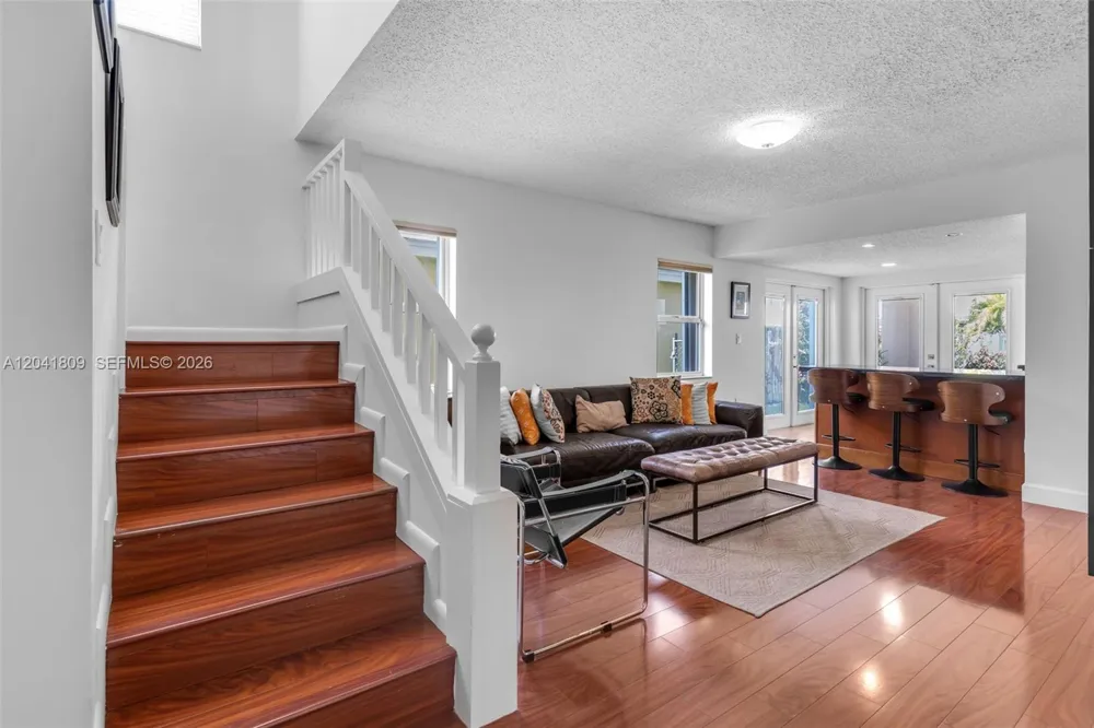 4766 SW 154th Ave Miami, FL 33185