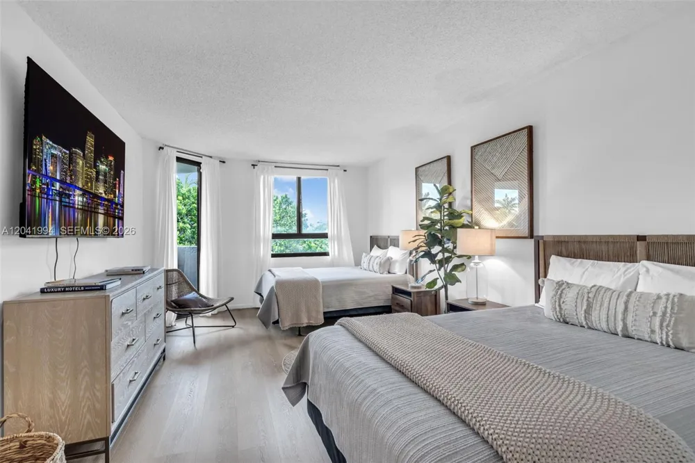 101 Crandon Blvd #269 Key Biscayne, FL 33149