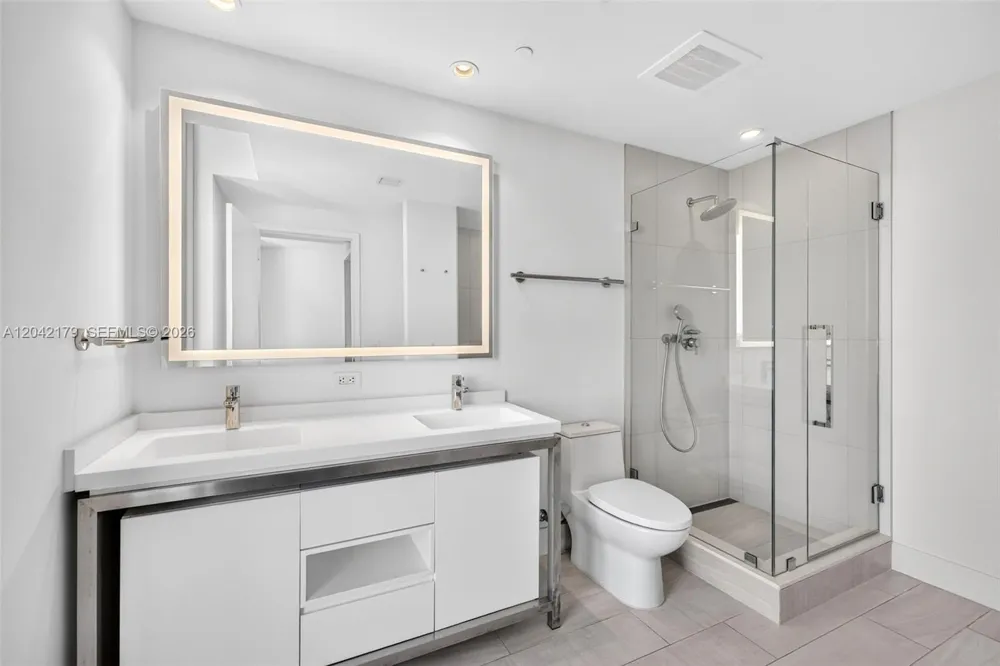 2000 Metropica Way #903 Sunrise, FL 33323
