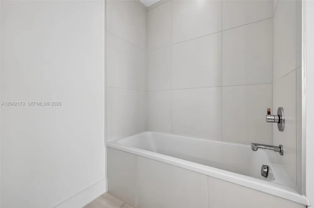 2000 Metropica Way #903 Sunrise, FL 33323