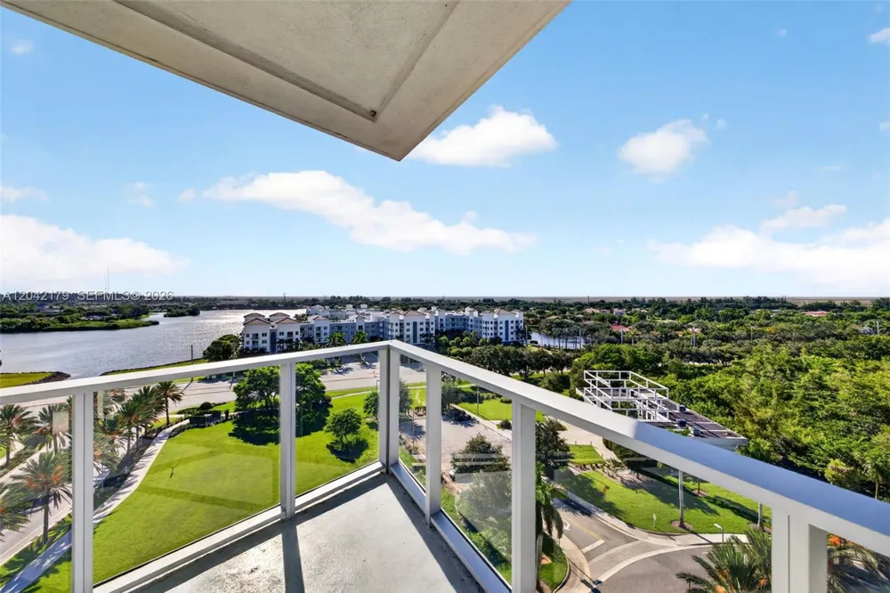 2000 Metropica Way #903 Sunrise, FL 33323