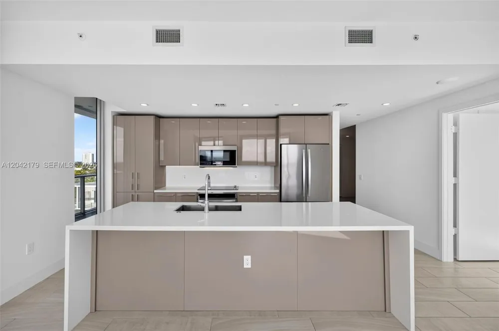 2000 Metropica Way #903 Sunrise, FL 33323