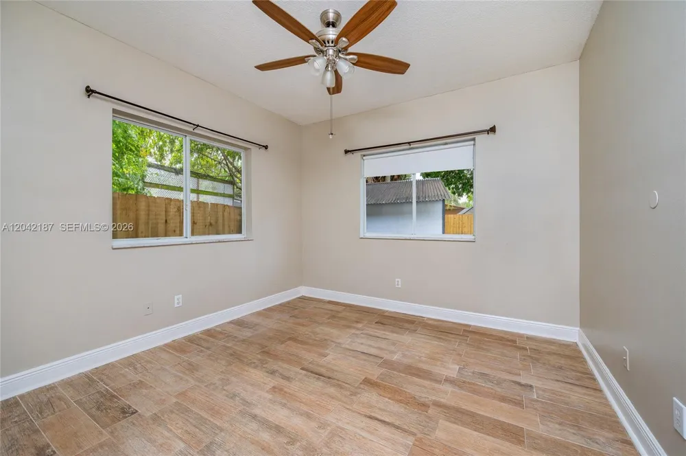 2750 NW 170th St Miami Gardens, FL 33056