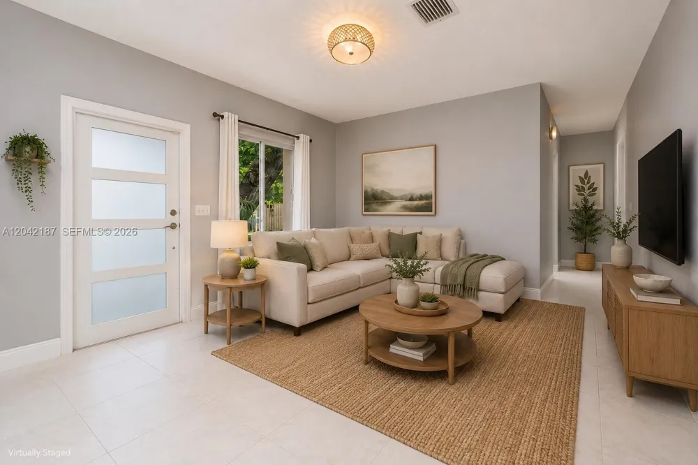 2750 NW 170th St Miami Gardens, FL 33056