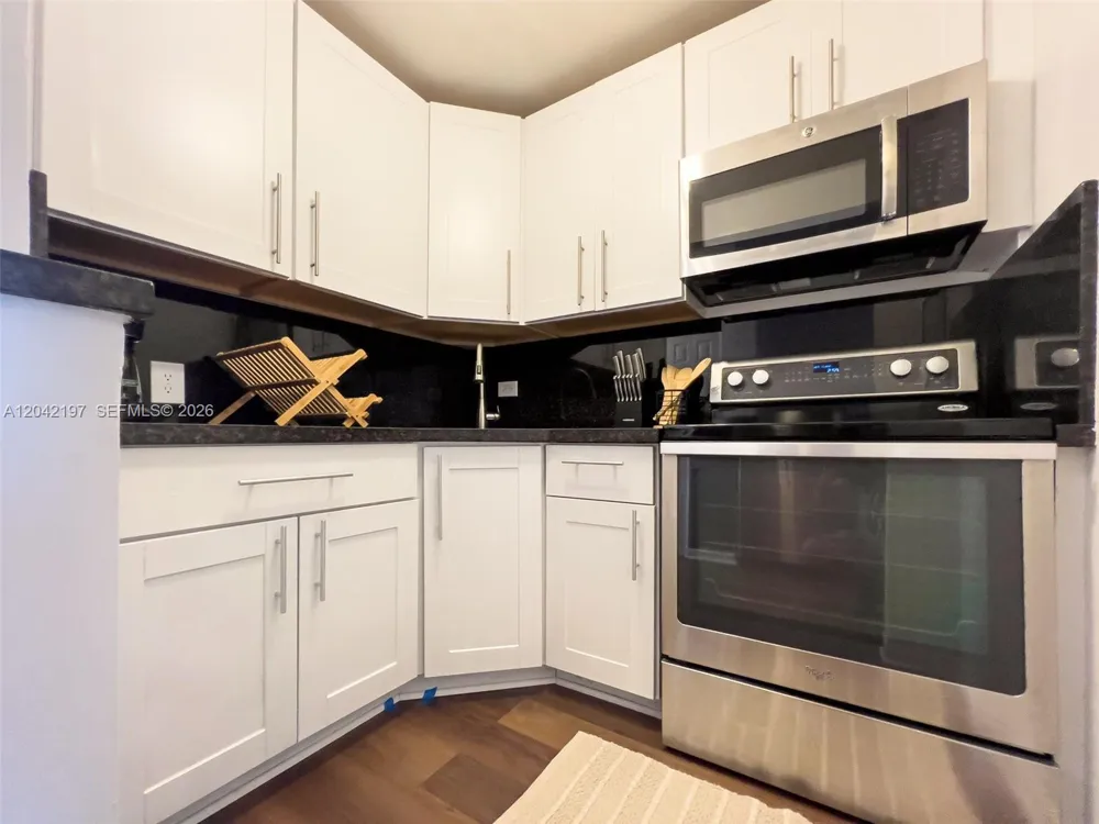 7904 West Dr #812 North Bay Village, FL 33141