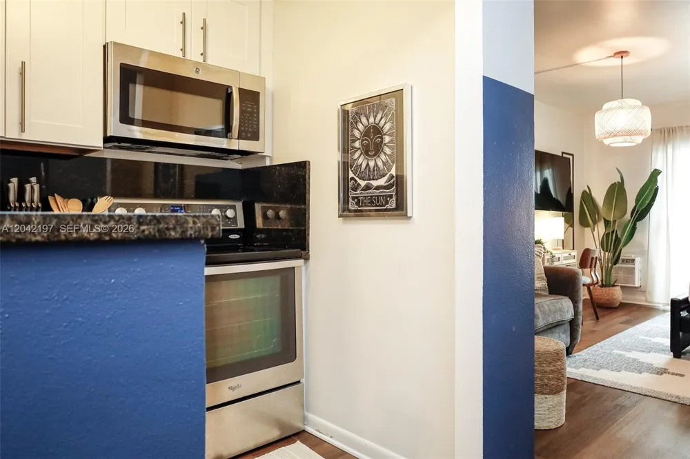 7904 West Dr #812 North Bay Village, FL 33141