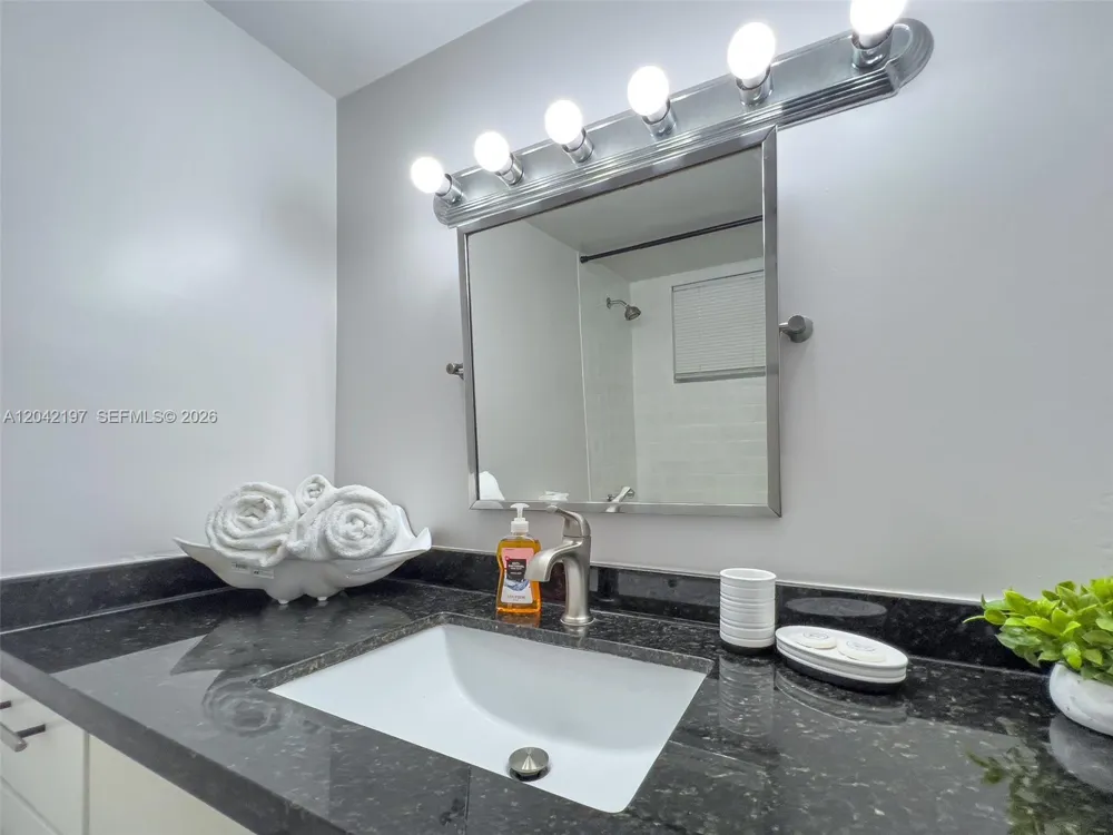 7904 West Dr #812 North Bay Village, FL 33141