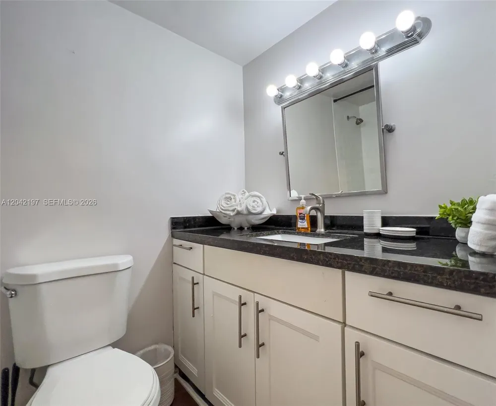 7904 West Dr #812 North Bay Village, FL 33141