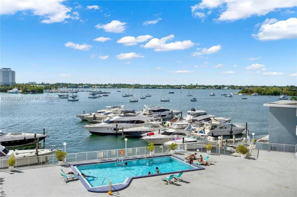 7904 West Dr #812 North Bay Village, FL 33141