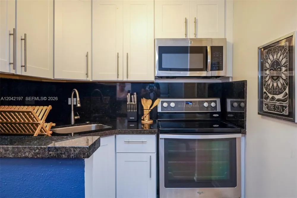 7904 West Dr #812 North Bay Village, FL 33141