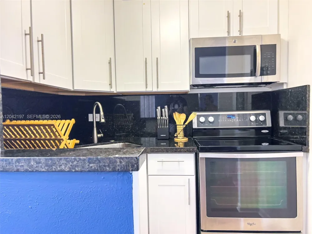 7904 West Dr #812 North Bay Village, FL 33141