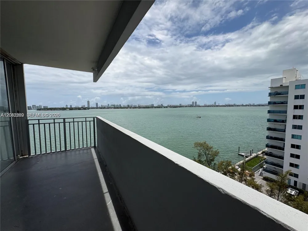7545 E Treasure Dr #9H North Bay Village, FL 33141