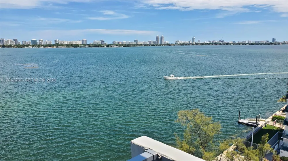 7545 E Treasure Dr #9H North Bay Village, FL 33141